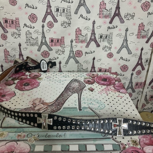 Blazin Roxx Women’s Rhinestone Western Scallop Belt - Picture 7 of 15